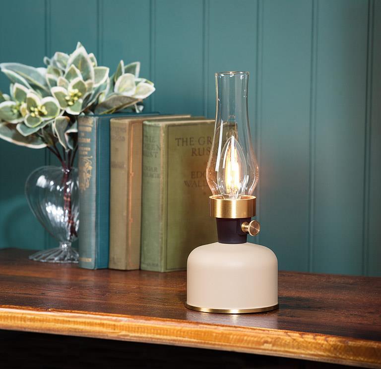 Lantern LED Lamp with Chimney (Ivory)