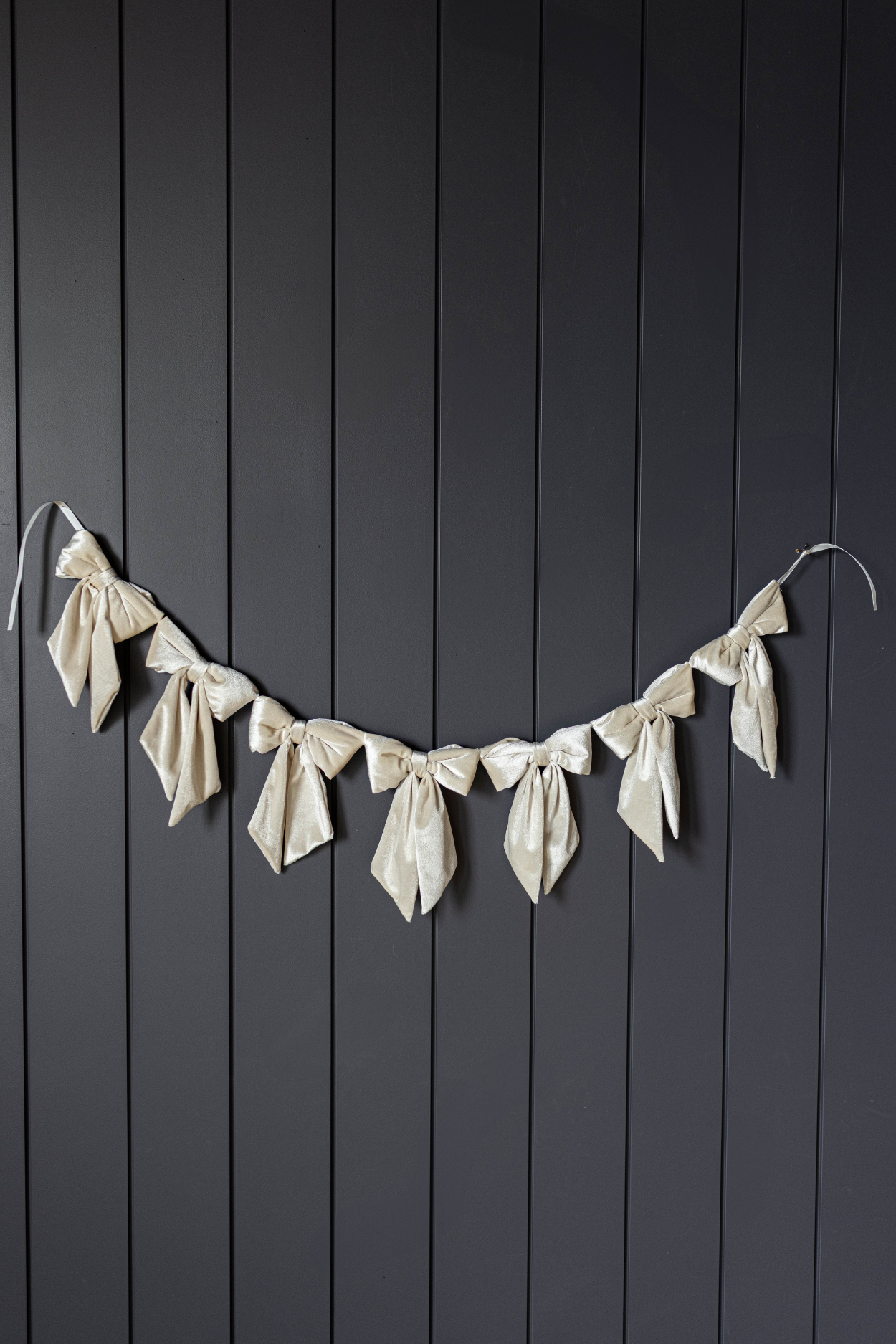 Cream Bow Christmas Decor Garland Velvet Fabric